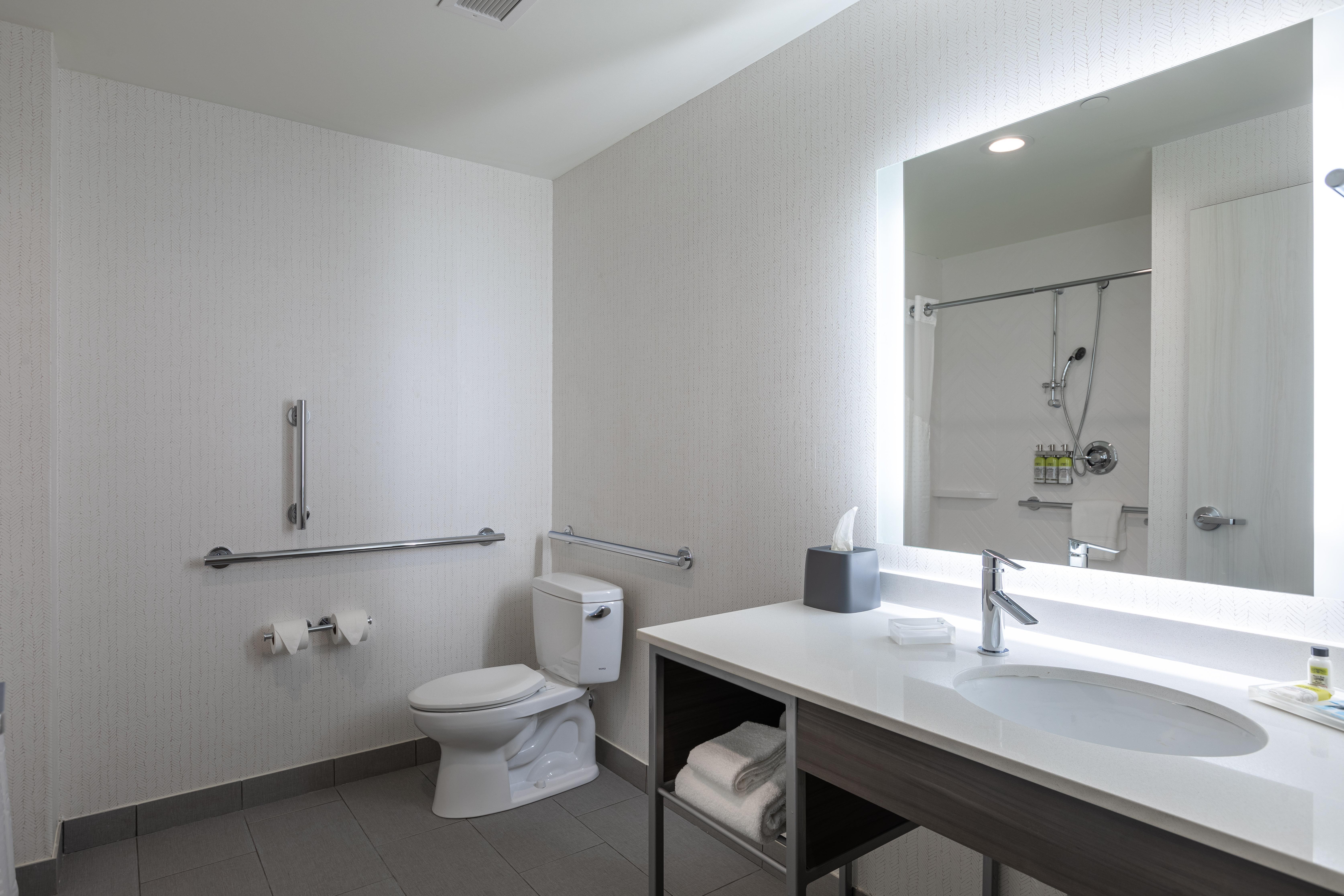 Holiday Inn Greenville - Woodruff Road By Ihg Bagian luar foto
