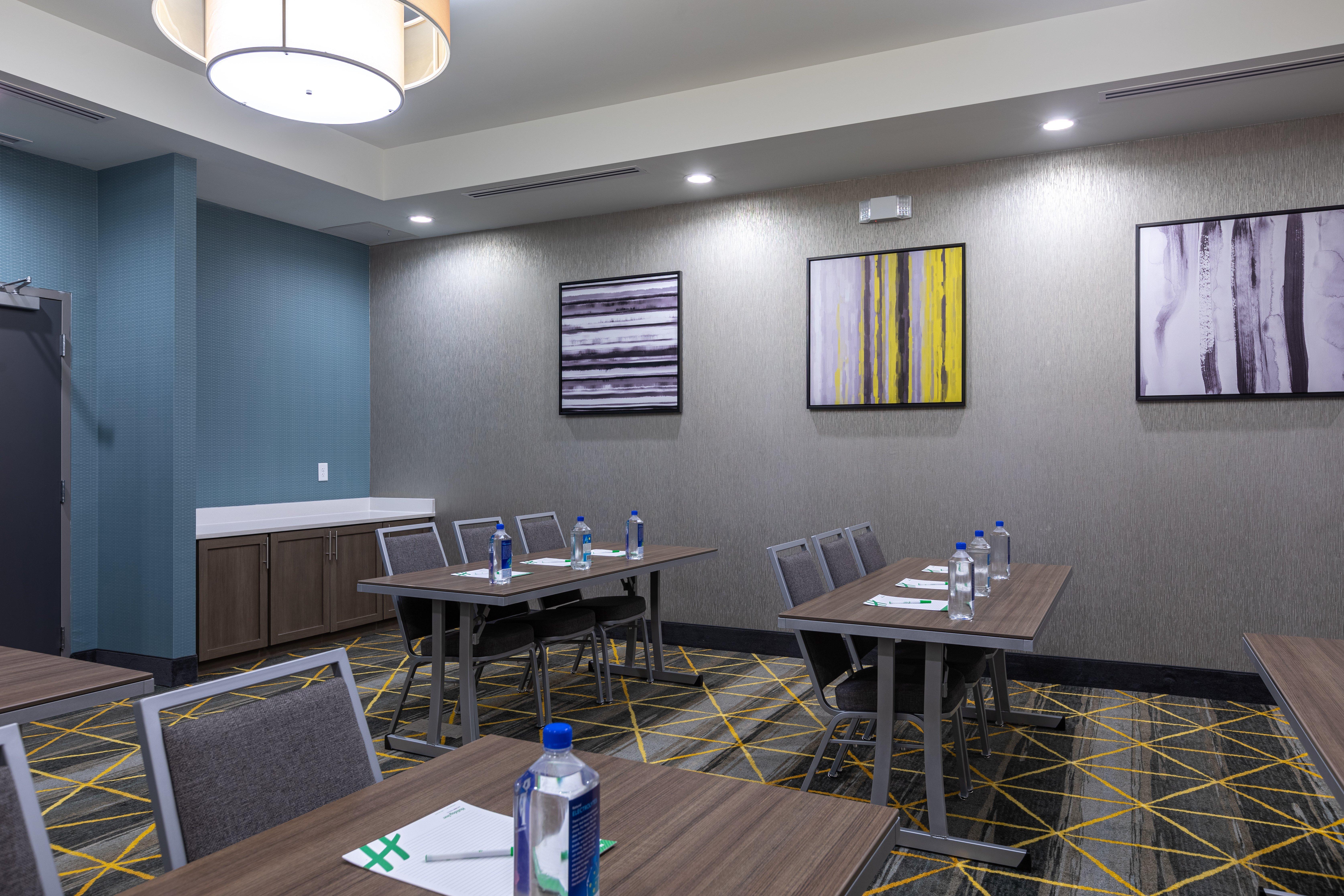 Holiday Inn Greenville - Woodruff Road By Ihg Bagian luar foto